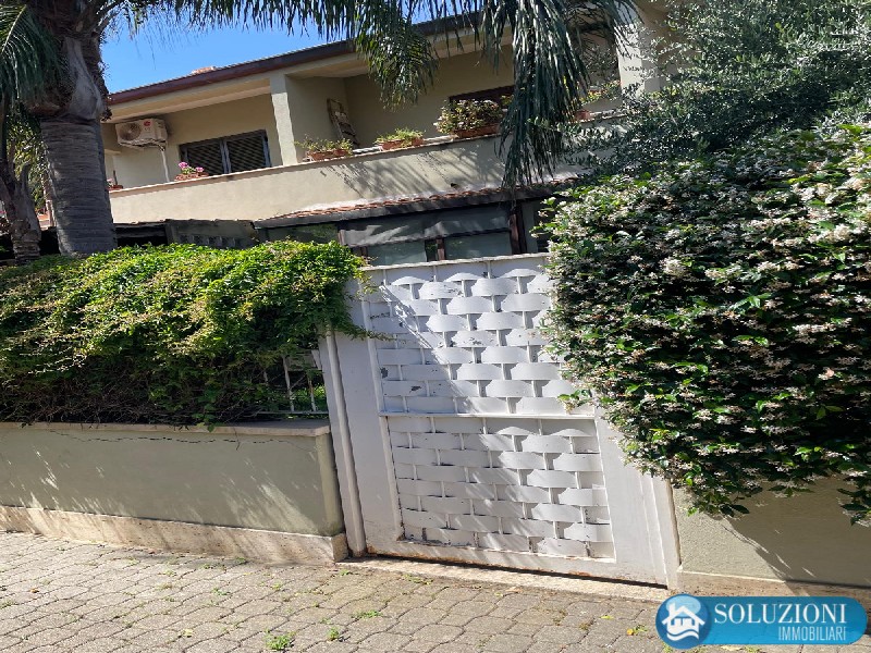 zona Castelforte Villetta a schiera 4 Vani con Spazio esterno